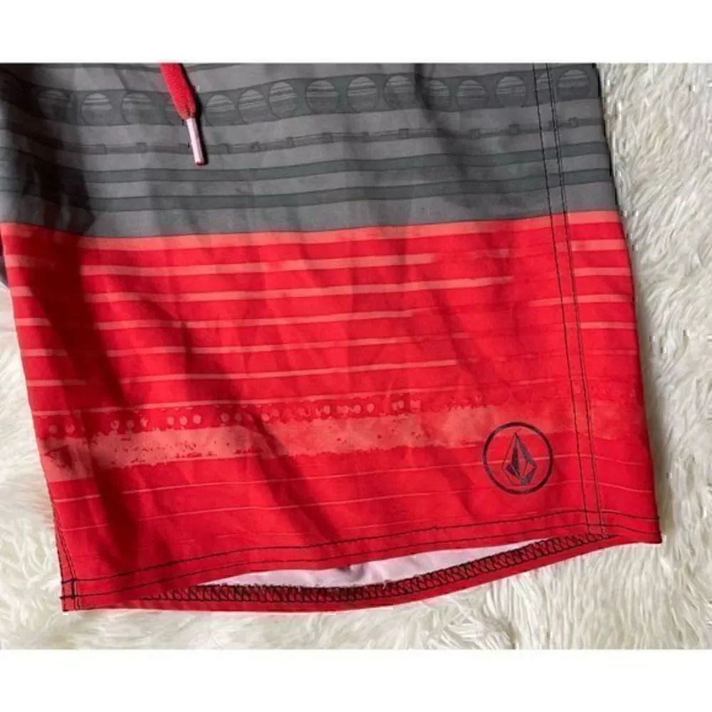 Men’s Gray & Orange Volcom Swim Shorts Size 31